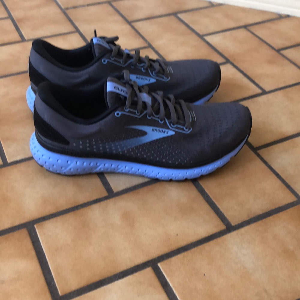 Brooks Glycerin 18